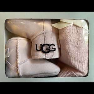 New Baby Ugg Boot Set with Hat (US Size 2/3)